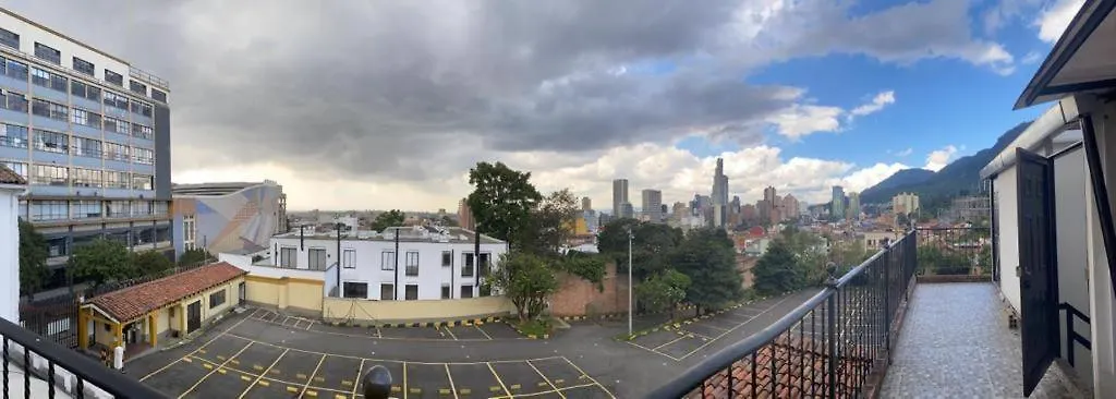 Destino Nomada Calle 11 N 1-38 Bogotá 0*,