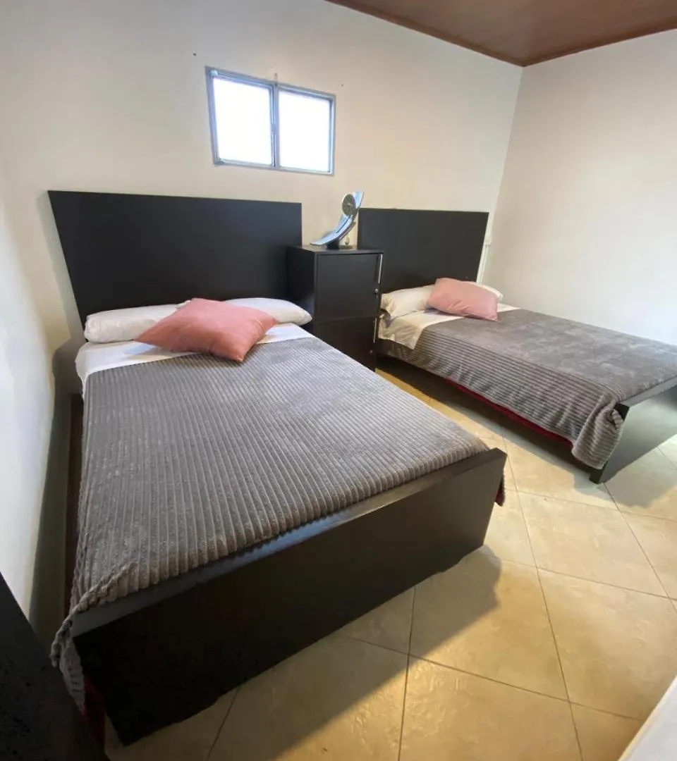 Destino Nomada Calle 11 N 1-38 Bogota Guest house