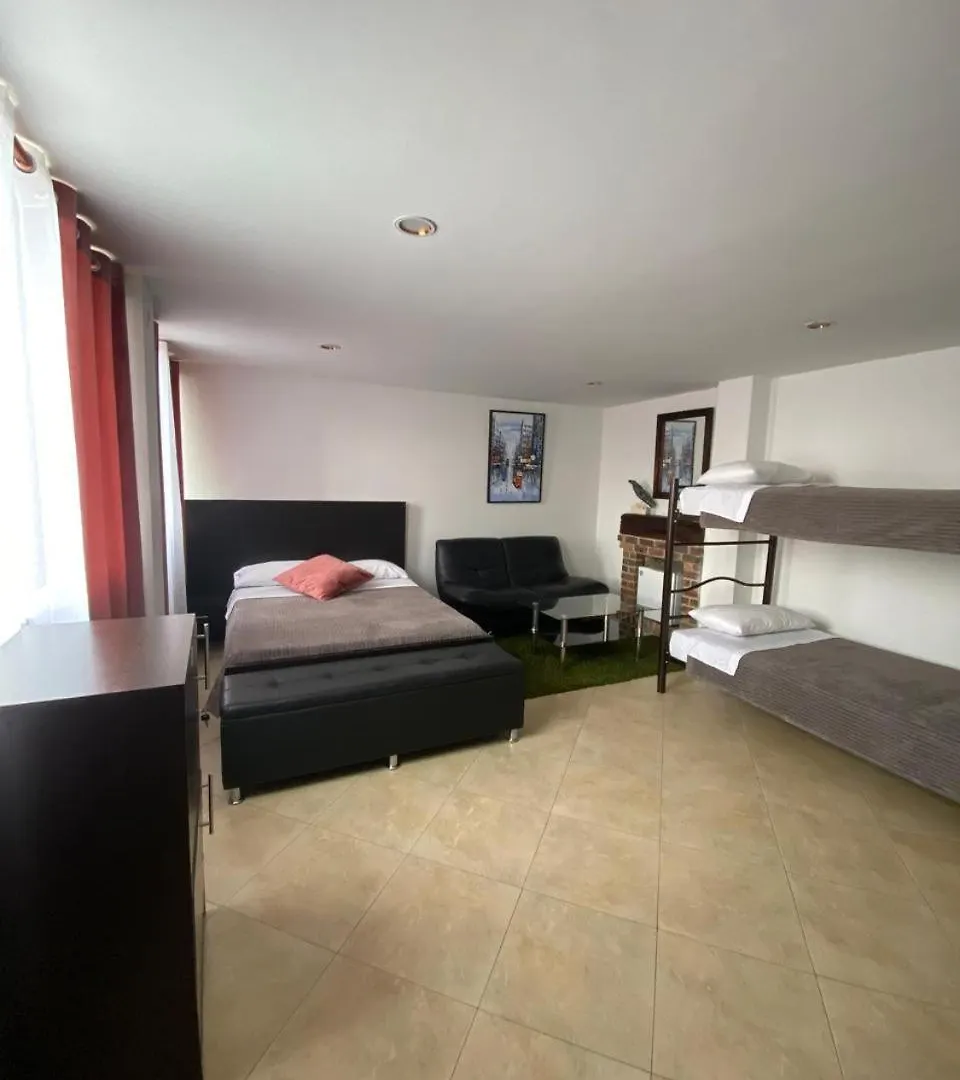 Destino Nomada Calle 11 N 1-38 Bogota Guest house